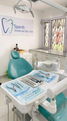 dental chair with sterilized instrument in steripack